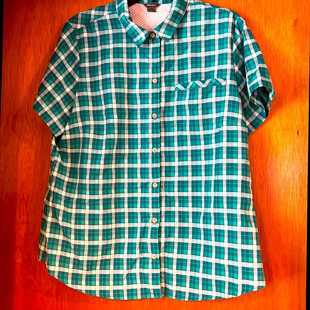 Eddie Bauer XL Turquoise plaid pattern lightweight button down ladies shirt
